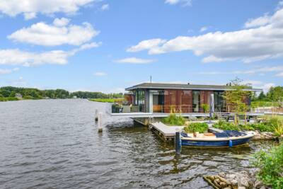 10-persoons waterwoning