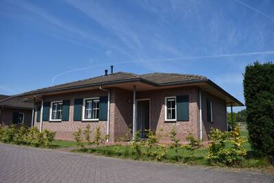 8 - 16-persoons bungalow Voorde