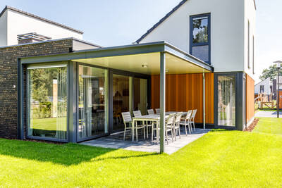 8-persoons Bungalow + Kids Special