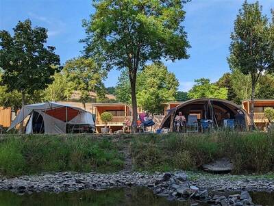 Kampeerplaats Comfort aan het water