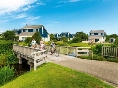 Brug en vakantiehuizen op Landal Beach Park Texel