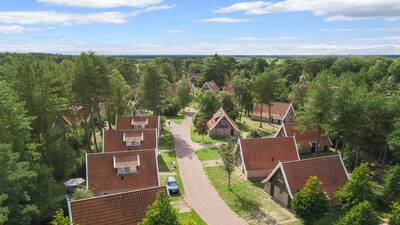 Luchtfoto van vakantiepark Landal De Hellendoornse Berg