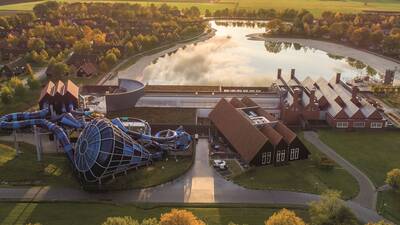 Luchtfoto van vakantiepark Landal Hof van Saksen