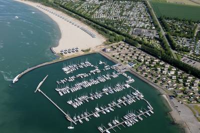 Luchtfoto van Roompot Beach Resort