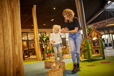 De indoor speeltuin in de plaza van Buitenhof de Leistert