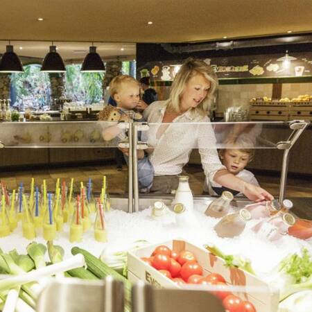 Geniet in Evergreenz van een uitgebreid All You Can Eat -buffet bij Center Parcs Het Meerdal