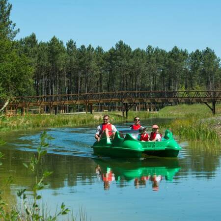 Center Parcs Le Bois aux Daims waterfietsen