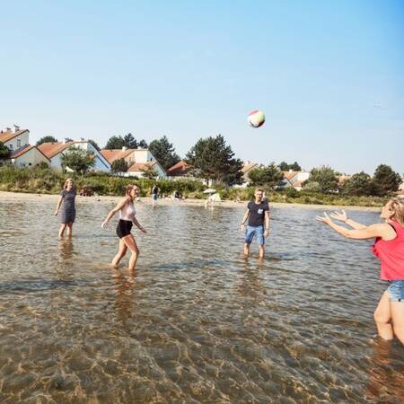 Het Grevelingenmeer naast Center Parcs Port Zélande geeft veel waterpret