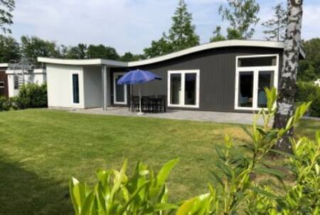 Chalet met tuin op vakantiepark EuroParcs Brunssummerheide