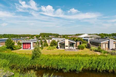 Vrijstaande vakantiehuizen met ruime tuinen op vakantiepark EuroParcs Poort van Zeeland