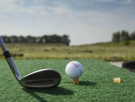 Golfen op de golfbaan van vakantiepark Landal Esonstad