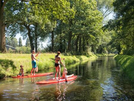 Stand up paddling op rivier de Elsgraven