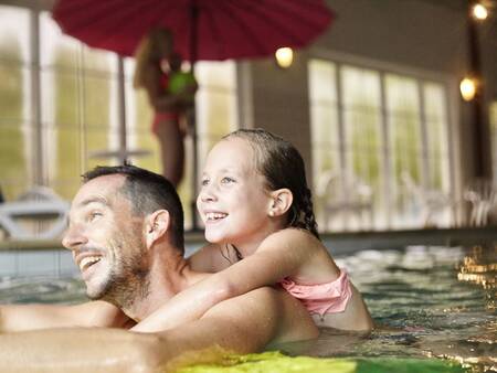 Binnenbad van vakantiepark Landal Landgoed De Elsgraven