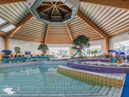 Binnenbad van vakantiepark Landal Port Greve