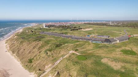 Luchtfoto van Landal Strandappartementen Fyrklit