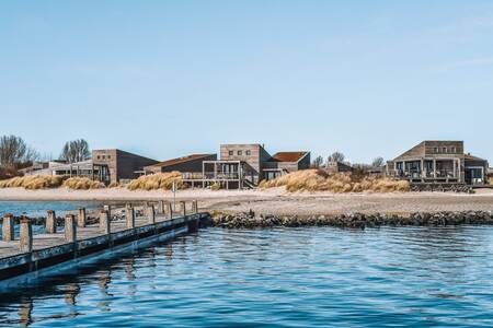 Vakantiehuizen aan het water op vakantiepark Oasisparcs Oasis Punt West