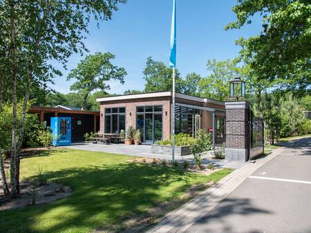 De toegangspoort van vakantiepark Topparken Recreatiepark Beekbergen