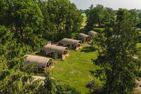 Luxe Lodgetent XL met privé sanitair op Vakantiecentrum 't Schuttenbelt