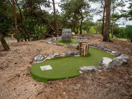 De minigolfbaan van vakantiepark Leukermeer